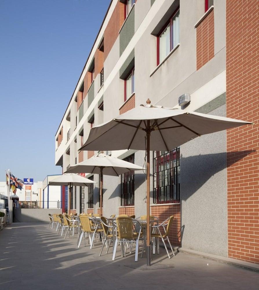 Hotel Tocina Business Albolote Buitenkant foto