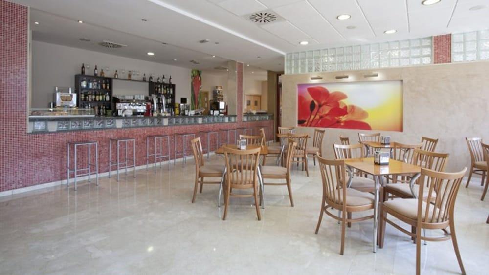 Hotel Tocina Business Albolote Buitenkant foto