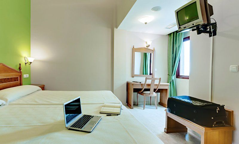 Hotel Tocina Business Albolote Buitenkant foto